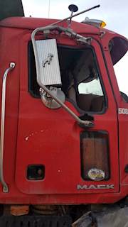 Mack Granite GU813 Right Door for a 2009 Mack GU813