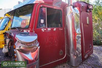 Peterbilt 378 Left Door