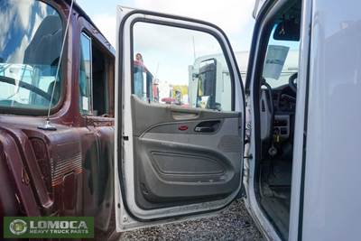 Peterbilt 579 Right Door