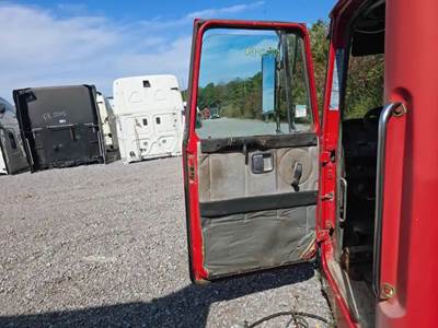 Volvo AUTOCAR ACL64 Left Door