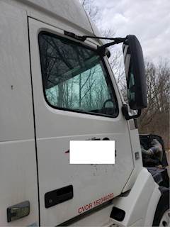 Volvo VNL Right Door