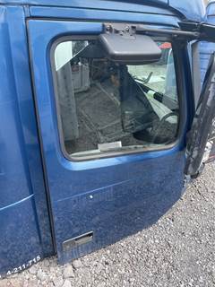 Volvo VNL Right Door