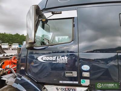 Volvo VNL Left Door
