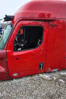 Western Star 49X Left Door