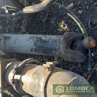 Freightliner Cascadia 125 Driveshaft