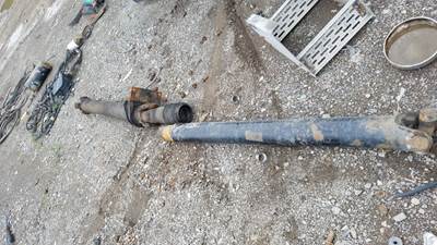 International 9900i Driveshaft