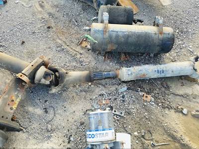 Mack Granite CV713 Driveshaft for a 2005 Mack CV713 Granite