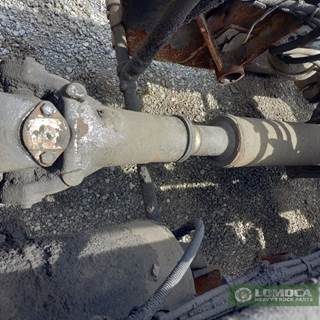 Mack Granite GU813 Driveshaft for a 2012 Mack GU813