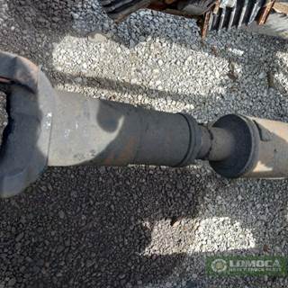 Mack Granite GU813 Driveshaft for a 2012 Mack GU813