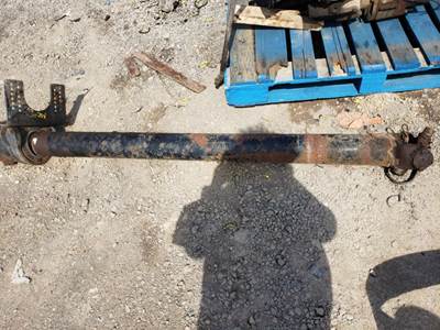 Mack Pinnacle CXU613 Driveshaft for a 2014 Mack CXU613