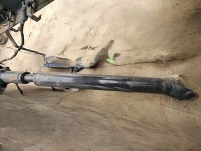 Freightliner Cascadia 126 Driveshaft