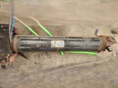 International LT625 Driveshaft