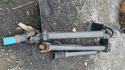 Sterling L9500 Driveshaft