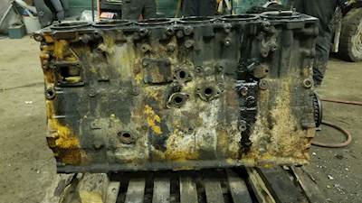 Caterpillar C15 Engine Block / Cylinder Block for a 2007 Kenworth T800