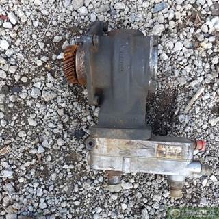 Detroit DD15 Air Compressor for a 2013 Freightliner Cascadia 125