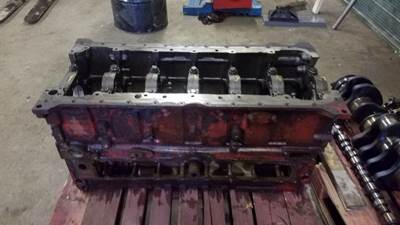 Cummins ISX Engine Block / Cylinder Block for a 2014 Peterbilt 389