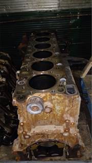 Detroit DD15 Engine Block / Cylinder Block for a 2013 Freightliner Cascadia 125
