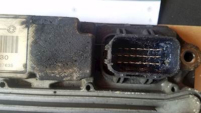 Detroit DD15 Engine Control Module (ECM) for a 2013 Freightliner Cascadia 125