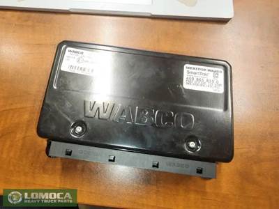 Freightliner Cascadia 125 Engine Control Module (ECM)