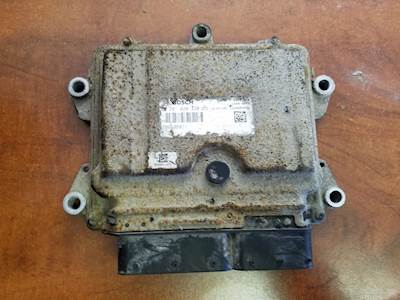 International DuraStar 4300 Engine Control Module (ECM)