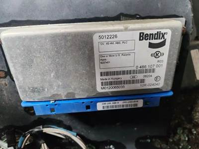 Mack Vision CXN613 Engine Control Module (ECM) for a 2007 Mack CXN613