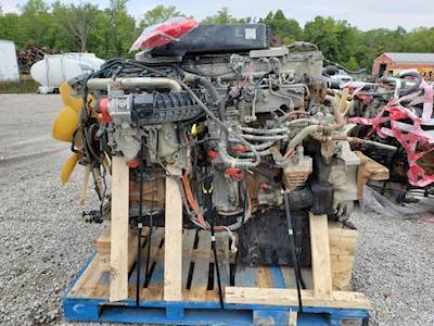 Detroit DD15 Engine Core for a 2014 Freightliner Cascadia 125