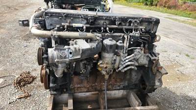 Detroit DD15 Engine Core for a 2012 Freightliner Cascadia 125