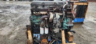 Detroit Series 60 Engine Core for a 2006 Freightliner ST120