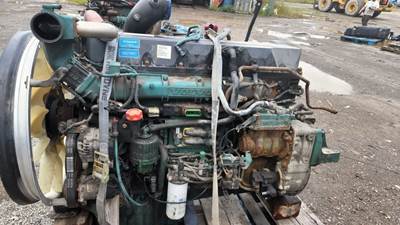 Volvo D13 Engine Core for a 2009 Volvo VNL