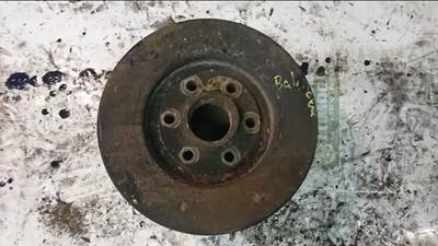 Caterpillar C15 Engine Harmonic Balancer for a 2004 Kenworth T800