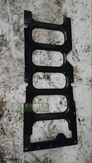 Caterpillar C15 Engine Part for a 2004 Kenworth T800