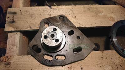 Caterpillar C15 Engine Part for a 2004 Kenworth T800