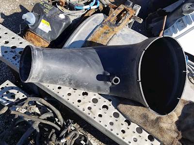 Detroit DD15 Engine Part for a 2013 Freightliner Cascadia 125