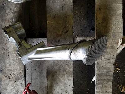 Volvo VED12 Engine Part for a 2012 Volvo VNL