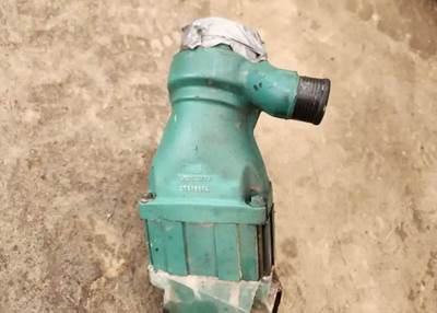 Volvo VED12 Air Intake Elbow Pipe for 2005 Volvo VNL, Part # 20519514