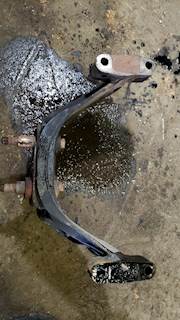 Freightliner Cascadia 125 Engine Mount