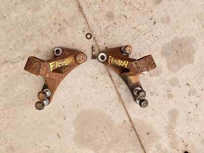 Freightliner Cascadia 125 Engine Mount