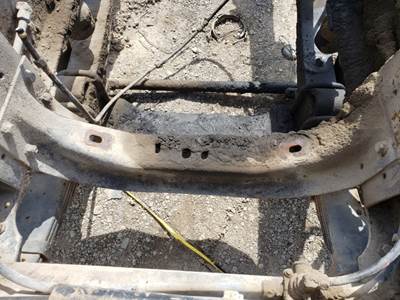 International F2574 Engine Mount for a 1988 International F-2574