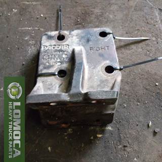 Kenworth T800 Engine Mount