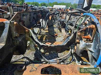 Kenworth T800B Engine Mount