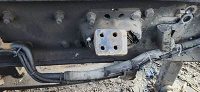Kenworth T880 Engine Mount