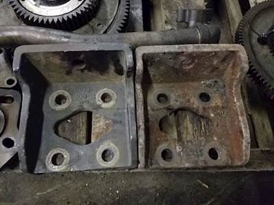 Peterbilt 378 Engine Mount