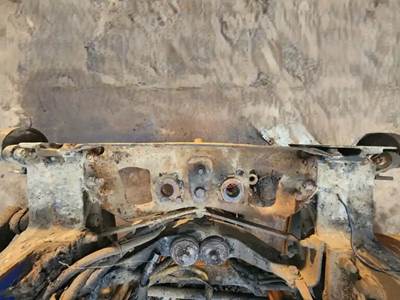 Peterbilt 379 Engine Mount