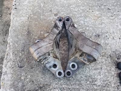 Volvo VNL Engine Mount