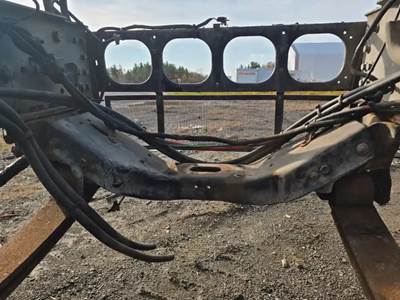 Volvo VNL Engine Mount