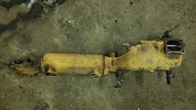 Caterpillar C15 Engine Oil Cooler for a 2006 Peterbilt 378