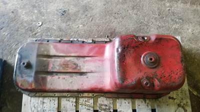 Cummins ISX Engine Oil Pan for a 2014 Peterbilt 389