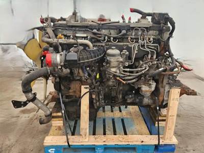 Detroit DD15 Engine for a 2021 Freightliner Cascadia 126