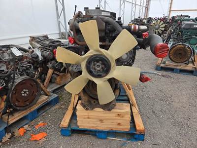 Detroit DD15 Engine for a 2016 Freightliner Cascadia 125