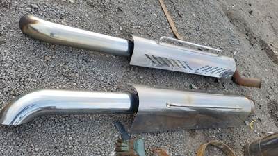 Caterpillar C15 Exhaust Assembly for a 2010 Peterbilt 367